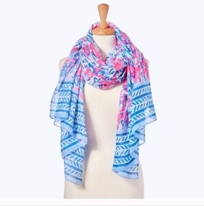 Lilly Pulitzer Sea Breeze Wrap Cracked Up Wrap in Cosmic Coral